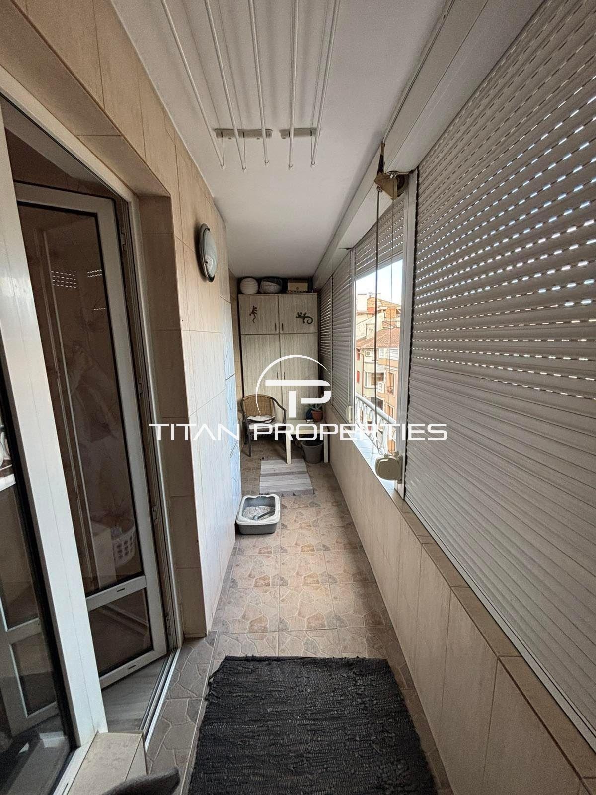 Продава МНОГОСТАЕН, гр. Бургас, Възраждане, снимка 3 - Апартаменти - 54146735