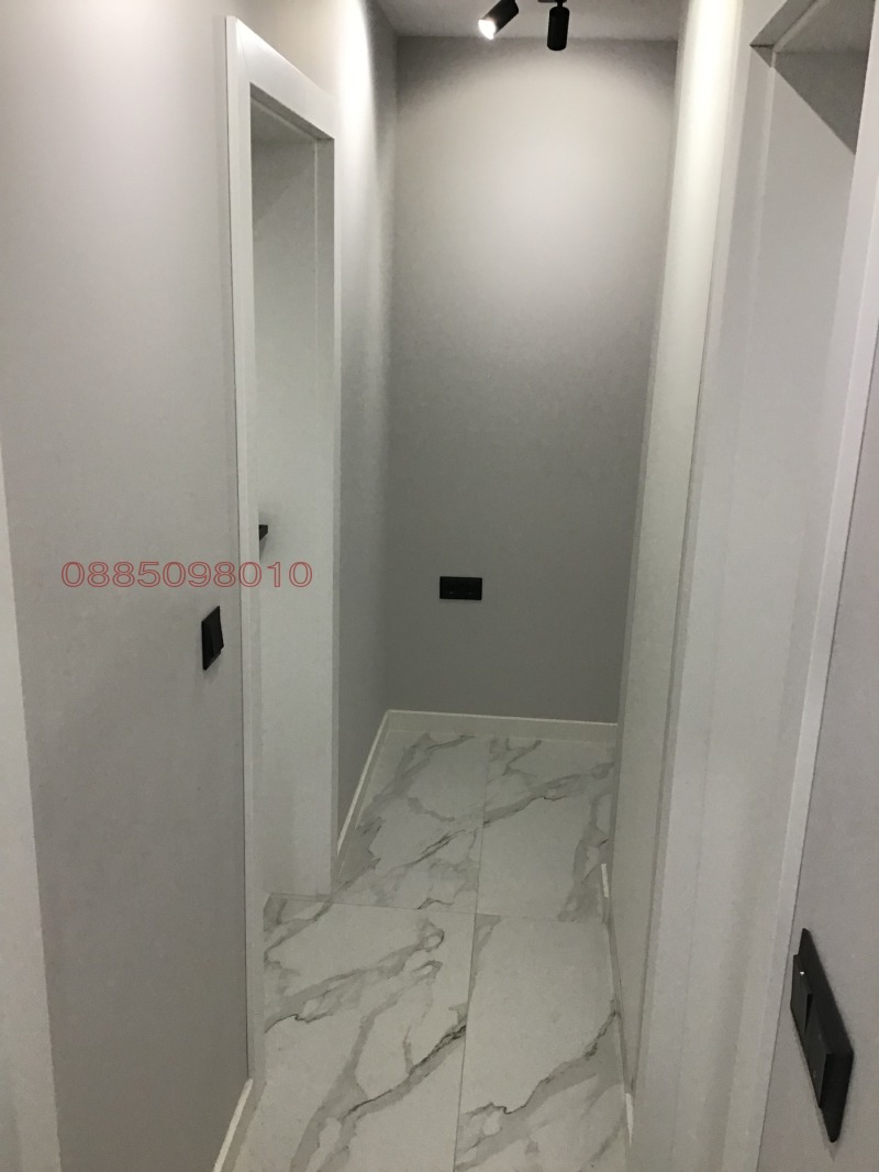 Продава  3-стаен град Варна , Зимно кино Тракия , 100 кв.м | 26179705 - изображение [9]