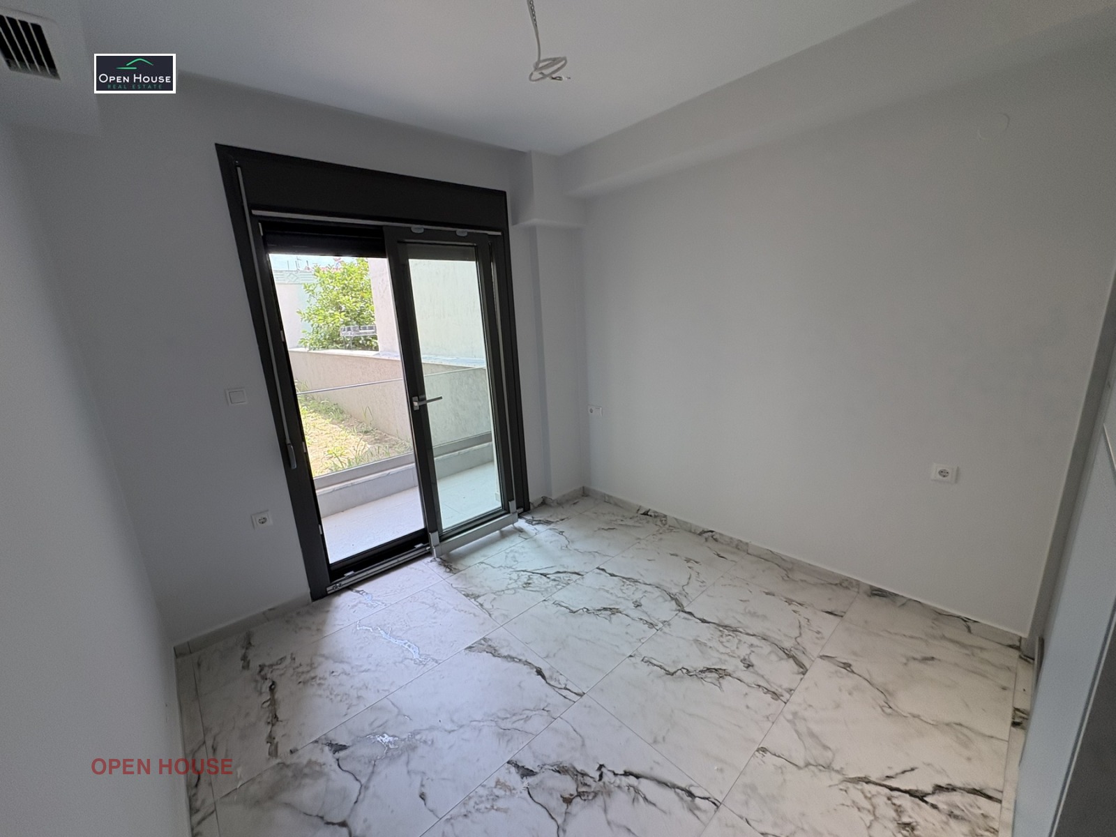 Продава 2-СТАЕН, Извън страната, област Извън страната, снимка 7 - Апартаменти - 54776864