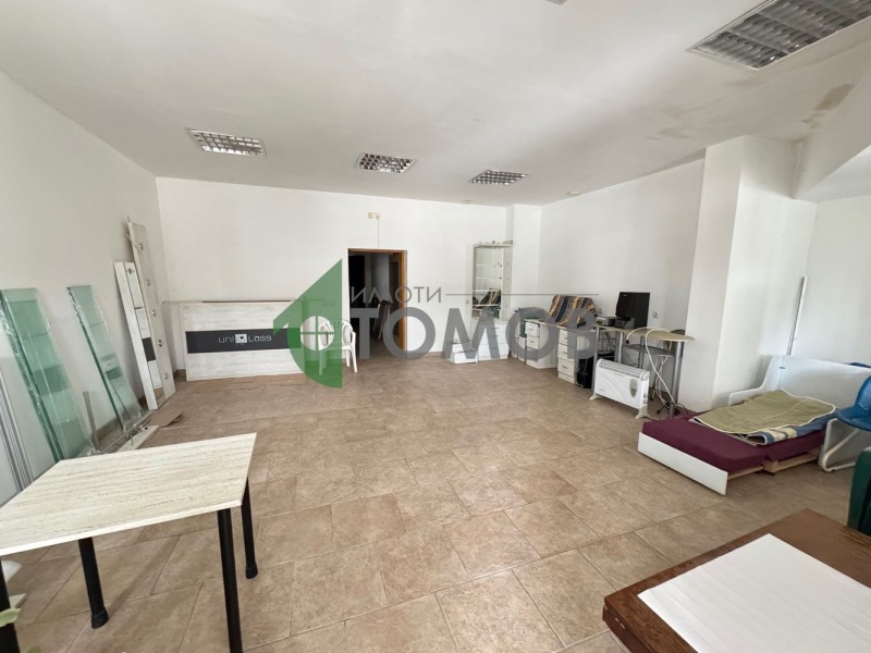 Продава МАГАЗИН в област Шумен, гр. Велики Преслав - 89 кв.м / 62 300 € » 121 848.21 лв., ИМОТИ ТОМОВ