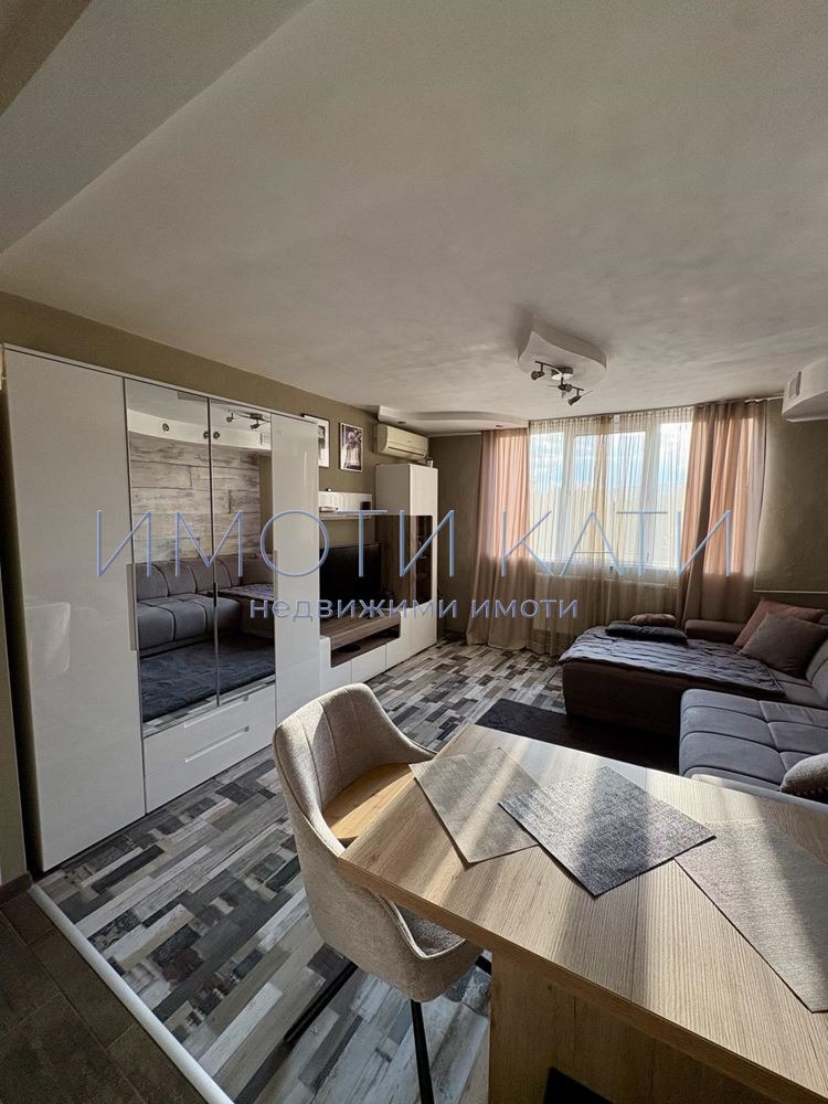 In vendita  1 camera da letto Pernik , Tsentar , 46 mq | 39705053 - Immagine [2]