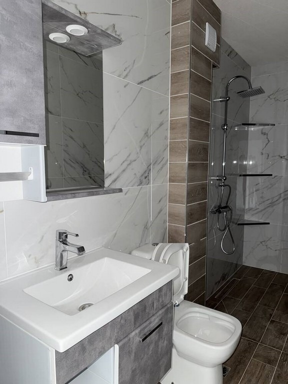 Продава  3-стаен град Кърджали , Веселчане , 100 кв.м | 96368312 - изображение [9]