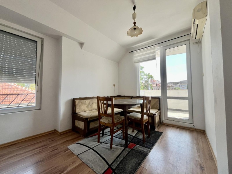 Продава  3-стаен град Русе , Център , 70 кв.м | 79772414 - изображение [2]