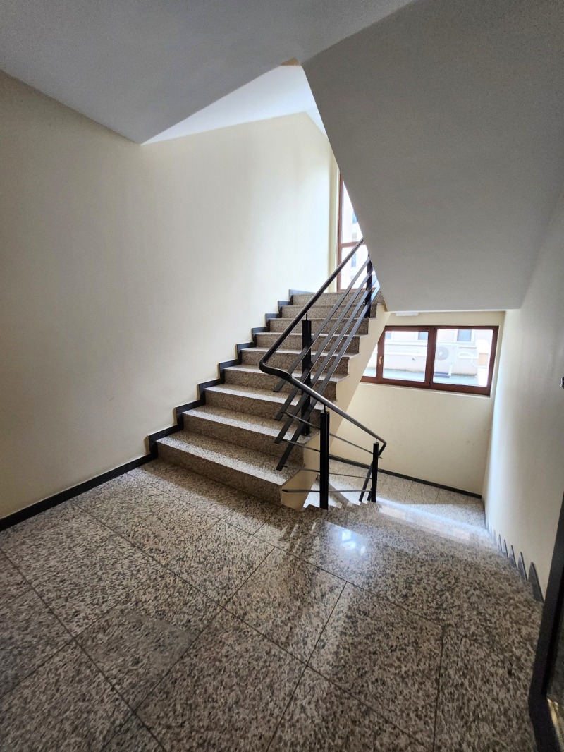 Продава  3-стаен град София , Младост 3 , 104 кв.м | 80169845 - изображение [15]