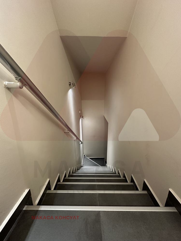 Продава ОФИС, гр. София, Лозенец, снимка 10 - Офиси - 52721959