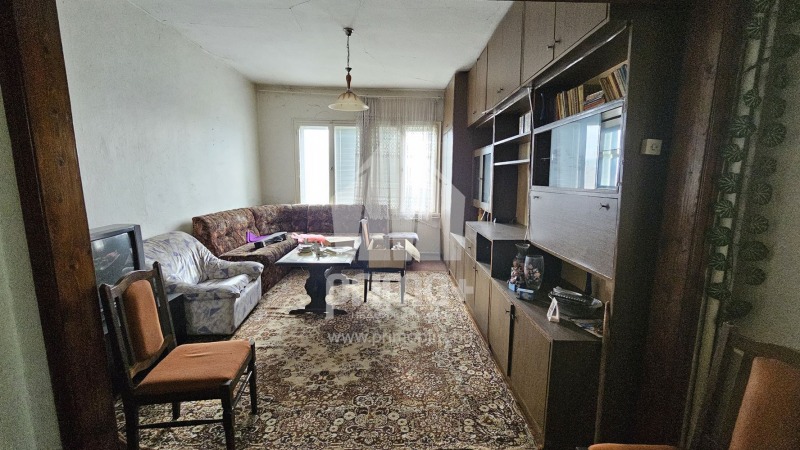 Продава ЕТАЖ ОТ КЪЩА, гр. Велико Търново, Акация, снимка 3 - Етаж от къща - 53522239