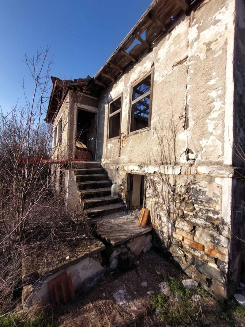Продава КЪЩА, с. Генерал Тошево, област Ямбол, снимка 3 - Къщи - 52785655