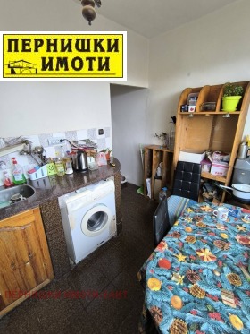 1 dormitorio Iztok, Pernik 6