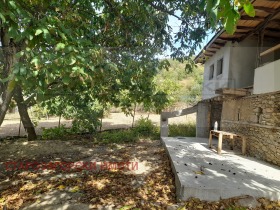 Casa Liuliac, regiunea Stara Zagora 5