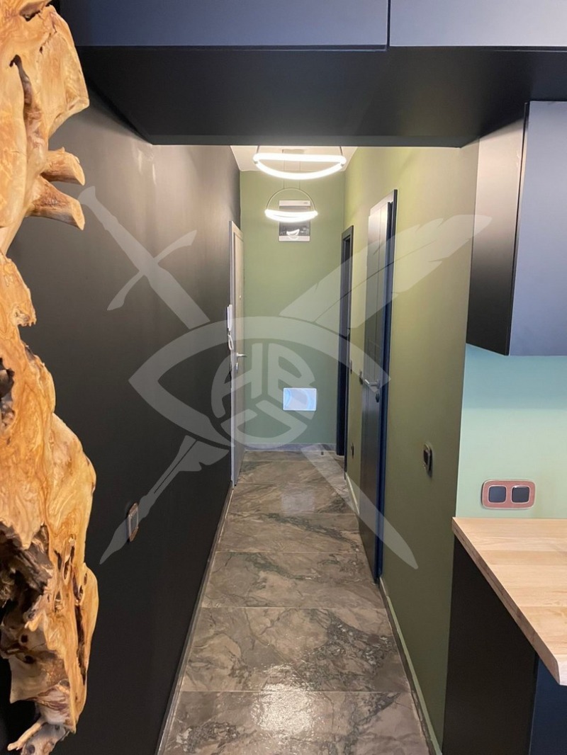 Myytävänä  Studio Sofia , Tsentar , 40 neliömetriä | 33068621 - kuva [10]