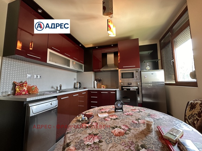 Na prodej  1 ložnice Pleven , Storgozija , 63 m2 | 48173375