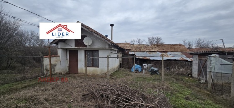 Продава КЪЩА, с. Горна Митрополия, област Плевен, снимка 14 - Къщи - 53491914