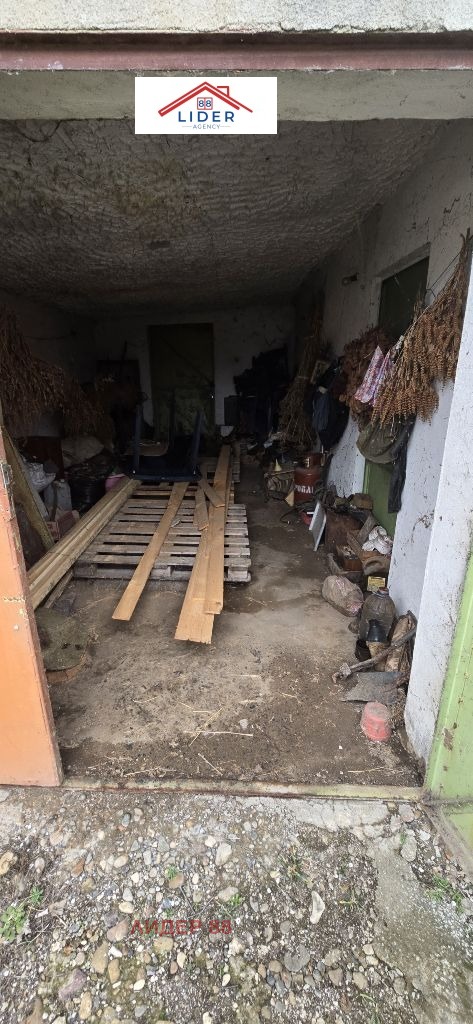 Продава КЪЩА, с. Горна Митрополия, област Плевен, снимка 12 - Къщи - 53491914