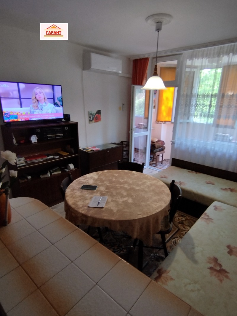 Продава  3-стаен град Плевен , 9-ти квартал , 71 кв.м | 79838264 - изображение [3]