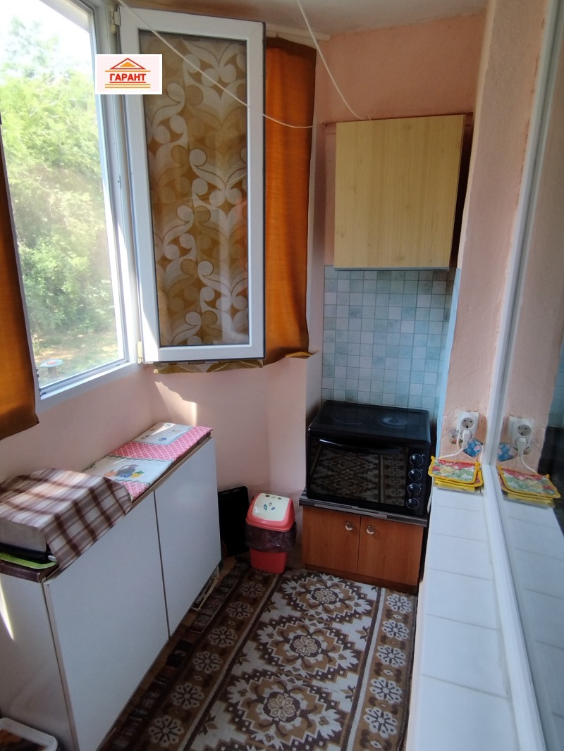 Продава  3-стаен град Плевен , 9-ти квартал , 71 кв.м | 79838264 - изображение [4]