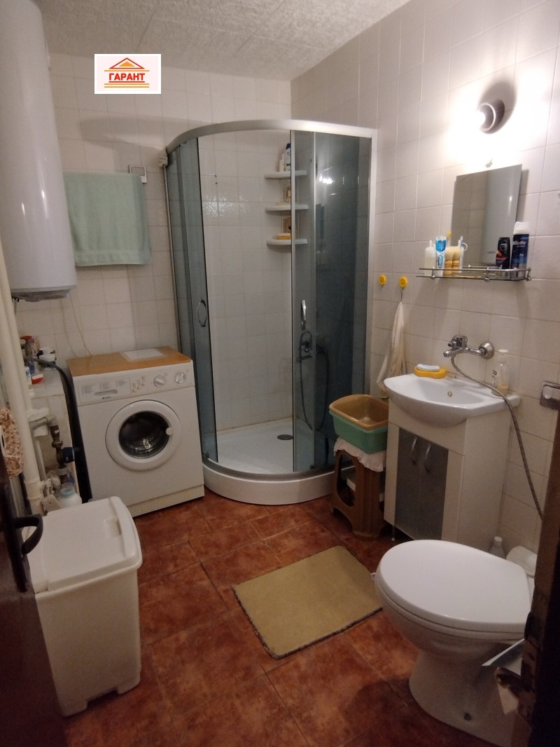 Продава  3-стаен град Плевен , 9-ти квартал , 71 кв.м | 79838264 - изображение [8]