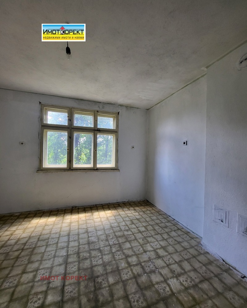 Продава  Къща област Пазарджик , гр. Септември , 186 кв.м | 58236573 - изображение [8]