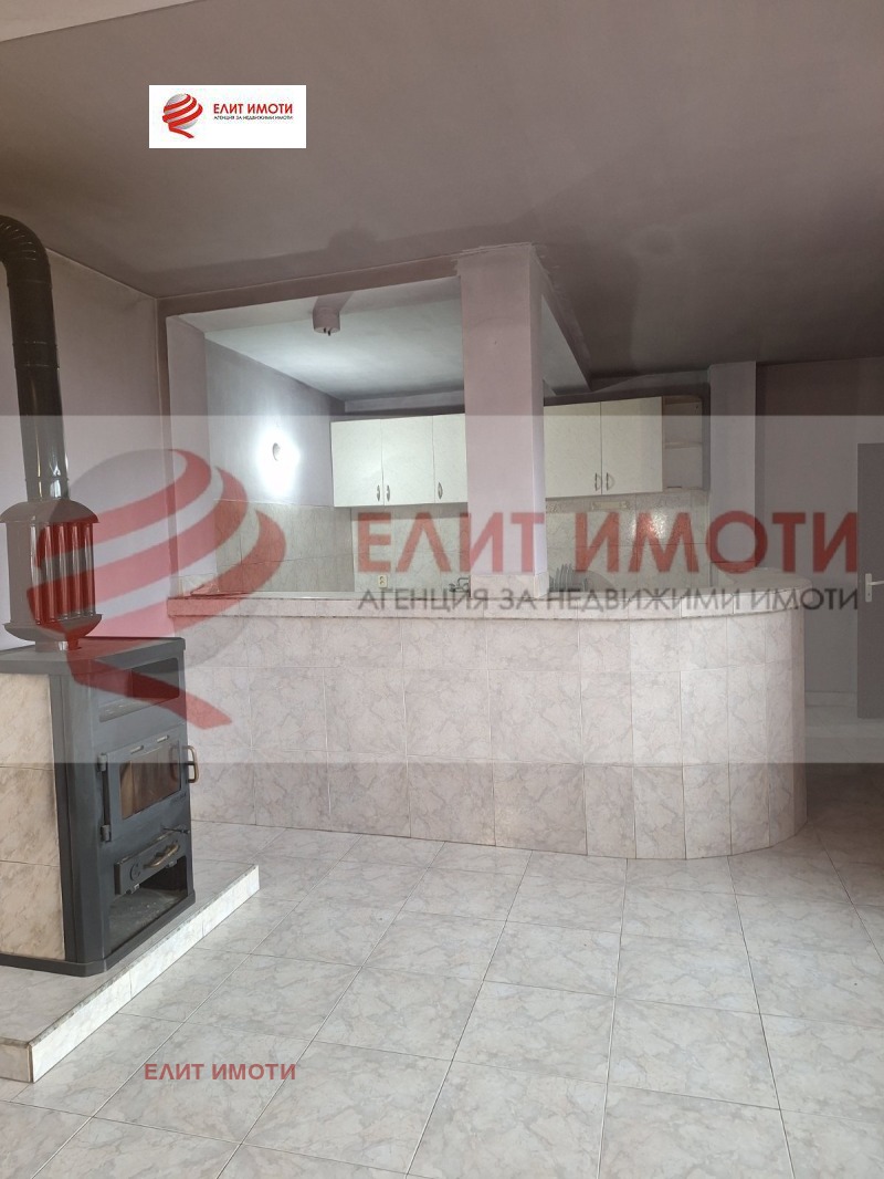 Продава КЪЩА, с. Ботево, област Варна, снимка 9 - Къщи - 52869182