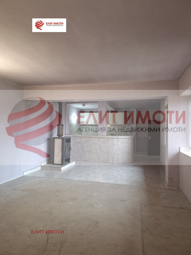 Продава КЪЩА, с. Ботево, област Варна, снимка 8 - Къщи - 52869182