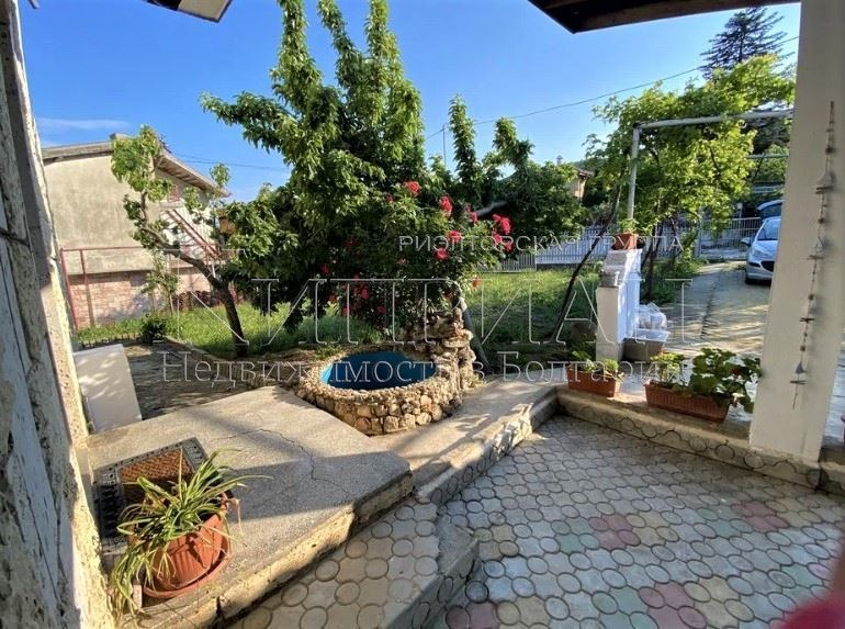 Продава КЪЩА, гр. Балчик, област Добрич, снимка 13 - Къщи - 53970511