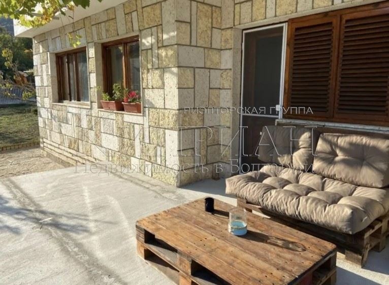 Продава КЪЩА, гр. Балчик, област Добрич, снимка 14 - Къщи - 53970511