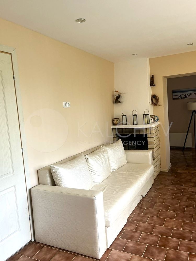 Продава КЪЩА, гр. Балчик, област Добрич, снимка 3 - Къщи - 53970511