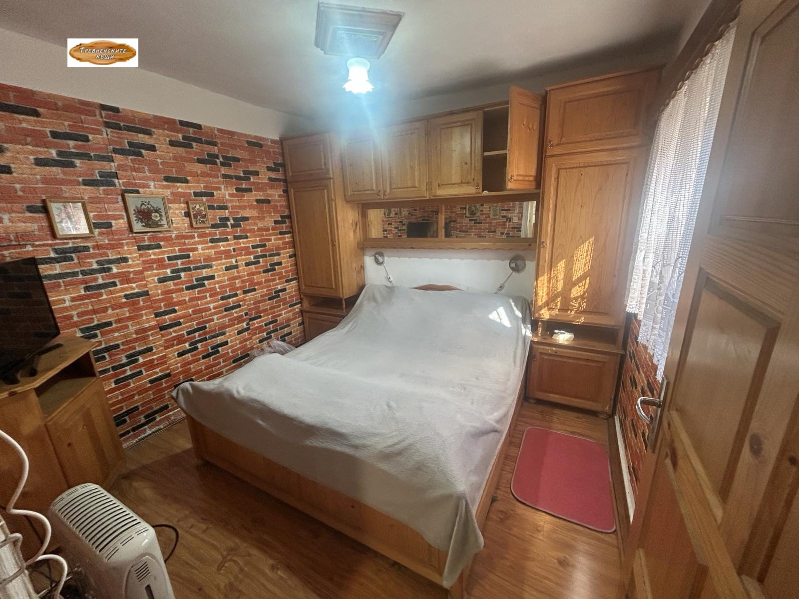 Продава ЕТАЖ ОТ КЪЩА, гр. Трявна, област Габрово, снимка 3 - Етаж от къща - 53858404