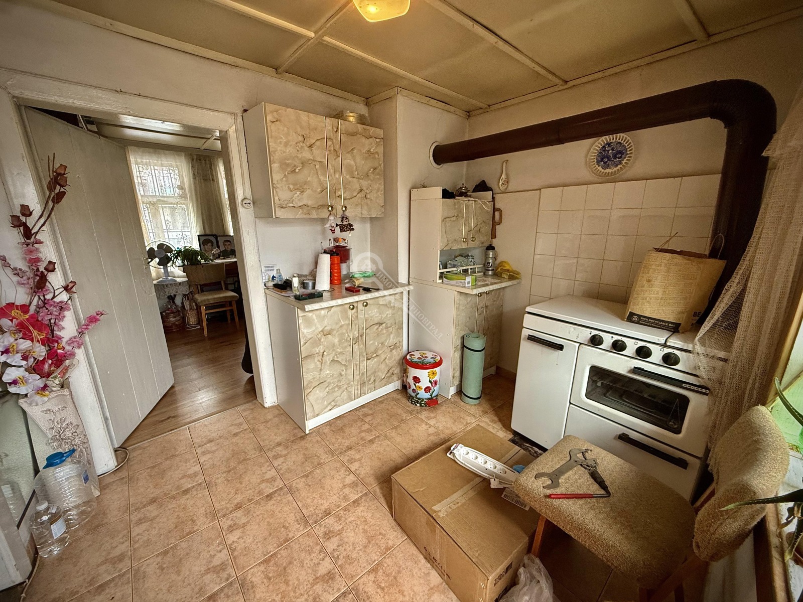 Продава КЪЩА, гр. Дряново, област Габрово, снимка 2 - Къщи - 53956749