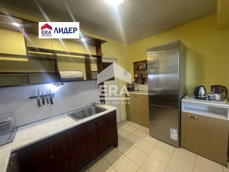 Продава  3-стаен град Русе , Централен южен район , 90 кв.м | 64736759 - изображение [2]