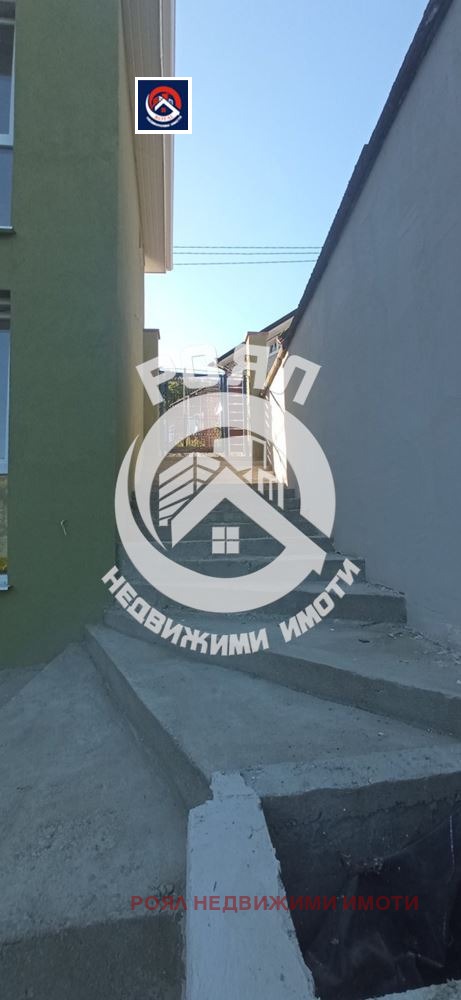 Продава КЪЩА, с. Руен, област Пловдив, снимка 4 - Къщи - 52290851