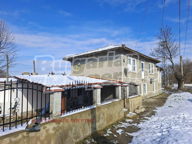 Продава КЪЩА, с. Бозвелийско, област Варна, снимка 2 - Къщи - 53439026