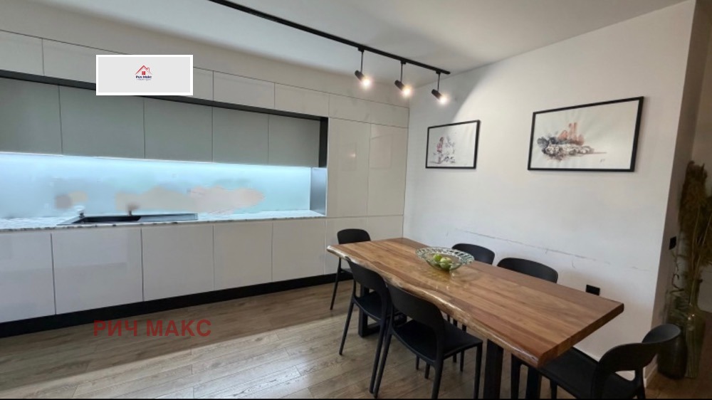 Продава 4-СТАЕН, гр. София, Лозенец