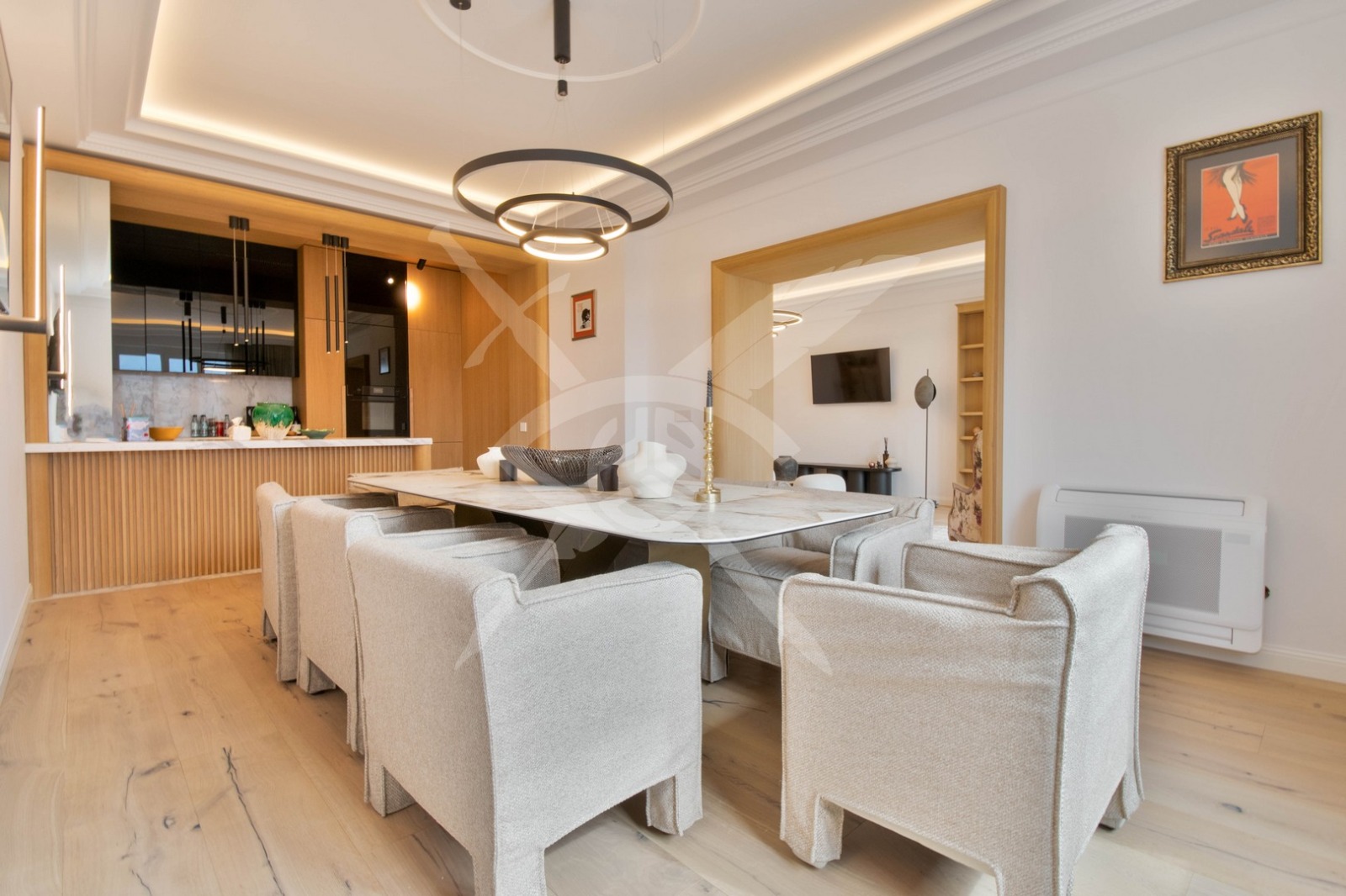 Продава МНОГОСТАЕН, гр. София, Център, снимка 6 - Апартаменти - 54013905