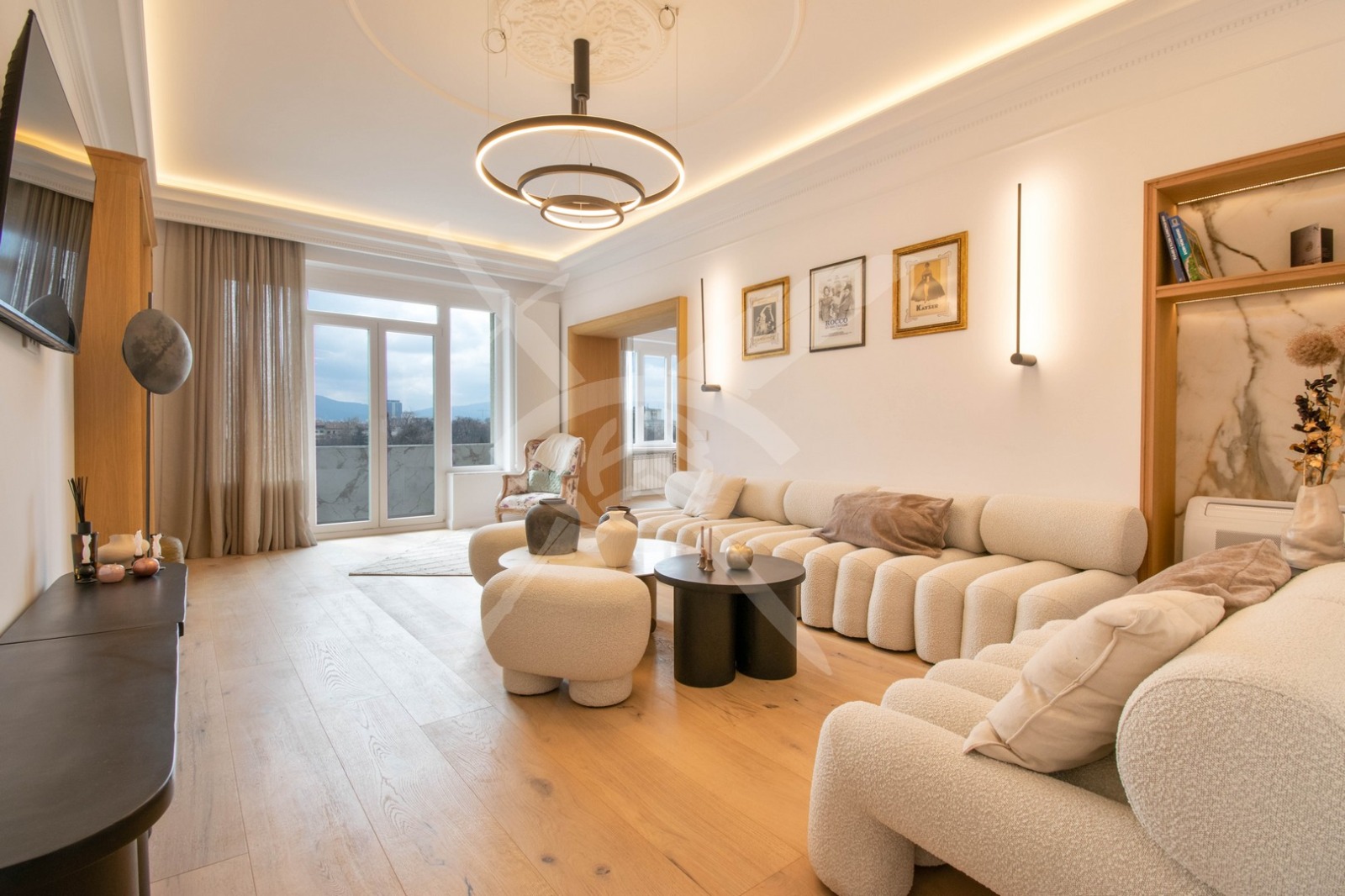 Продава МНОГОСТАЕН, гр. София, Център, снимка 10 - Апартаменти - 54013905