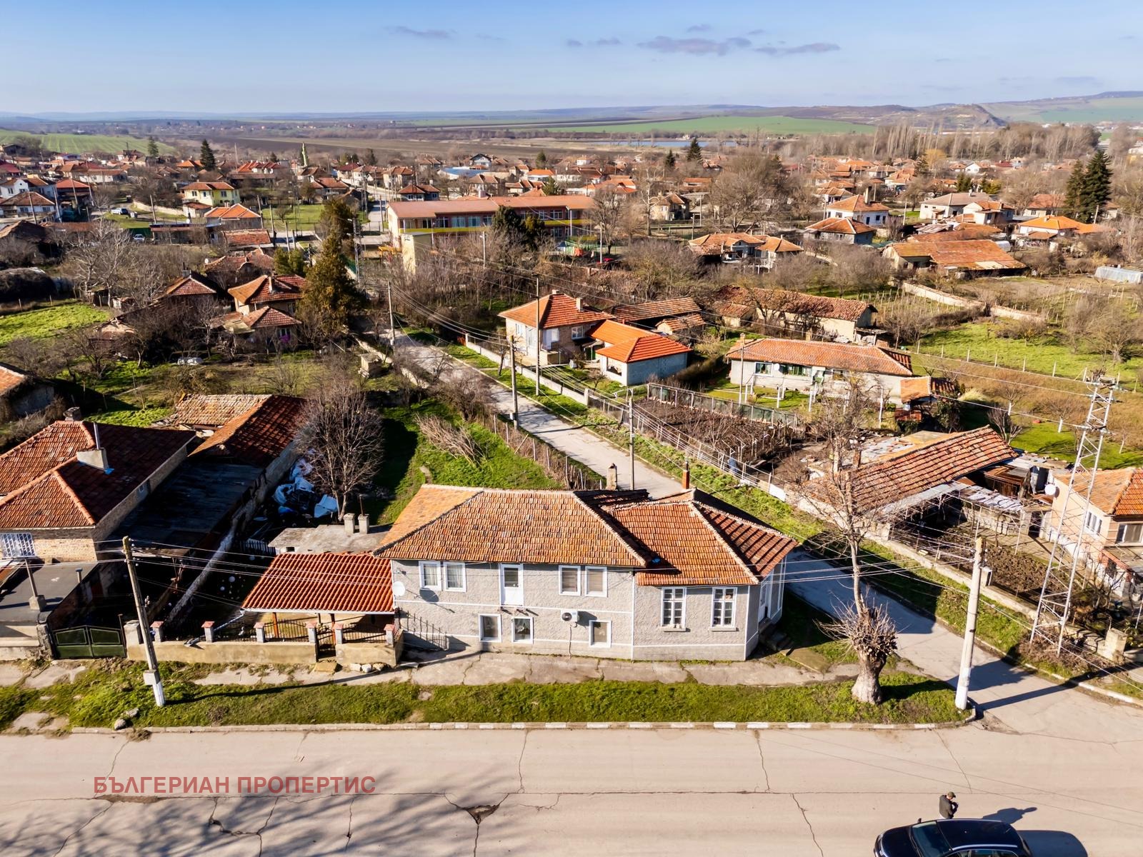 Продава КЪЩА, с. Бозвелийско, област Варна, снимка 2 - Къщи - 53439026