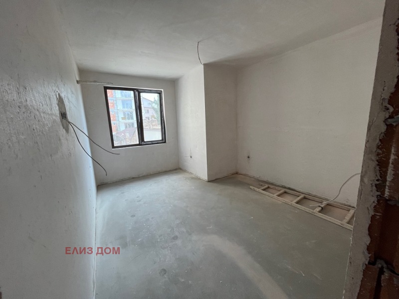 En venta  1 dormitorio Varna , Koljozen pazar , 74 metros cuadrados | 85179901 - imagen [4]