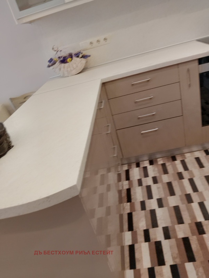 De vânzare  1 dormitor Varna , Vâzrajdane 1 , 80 mp | 39096660 - imagine [9]