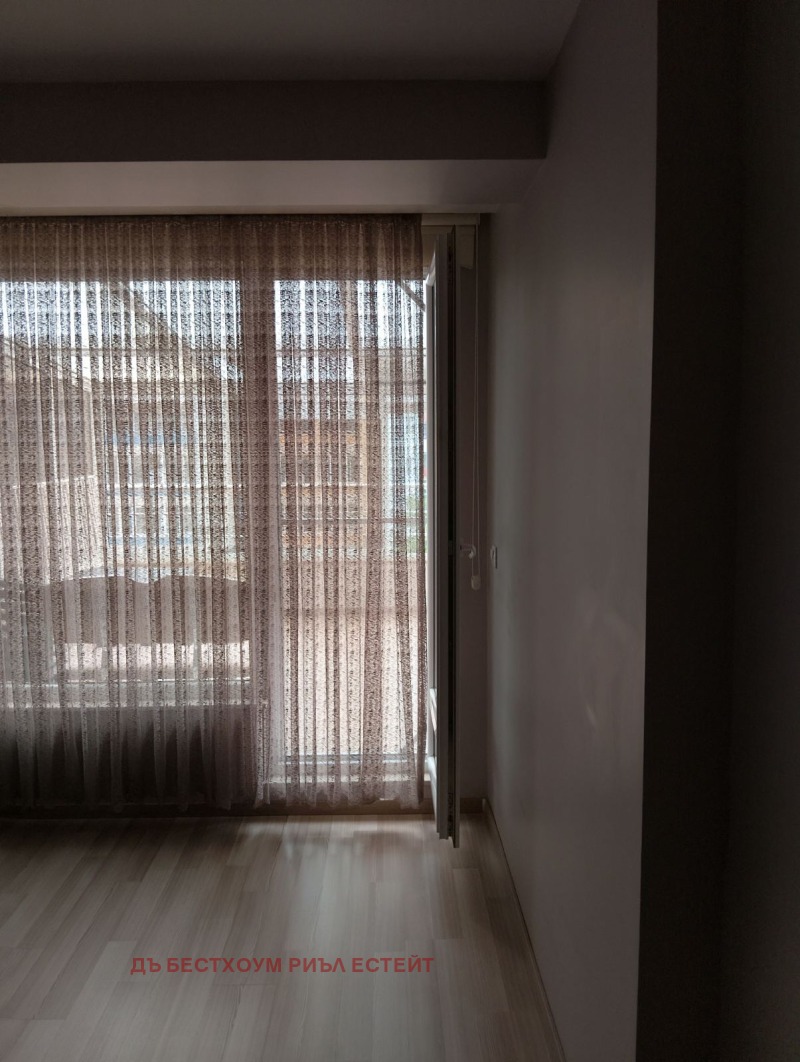 De vânzare  1 dormitor Varna , Vâzrajdane 1 , 80 mp | 39096660 - imagine [3]