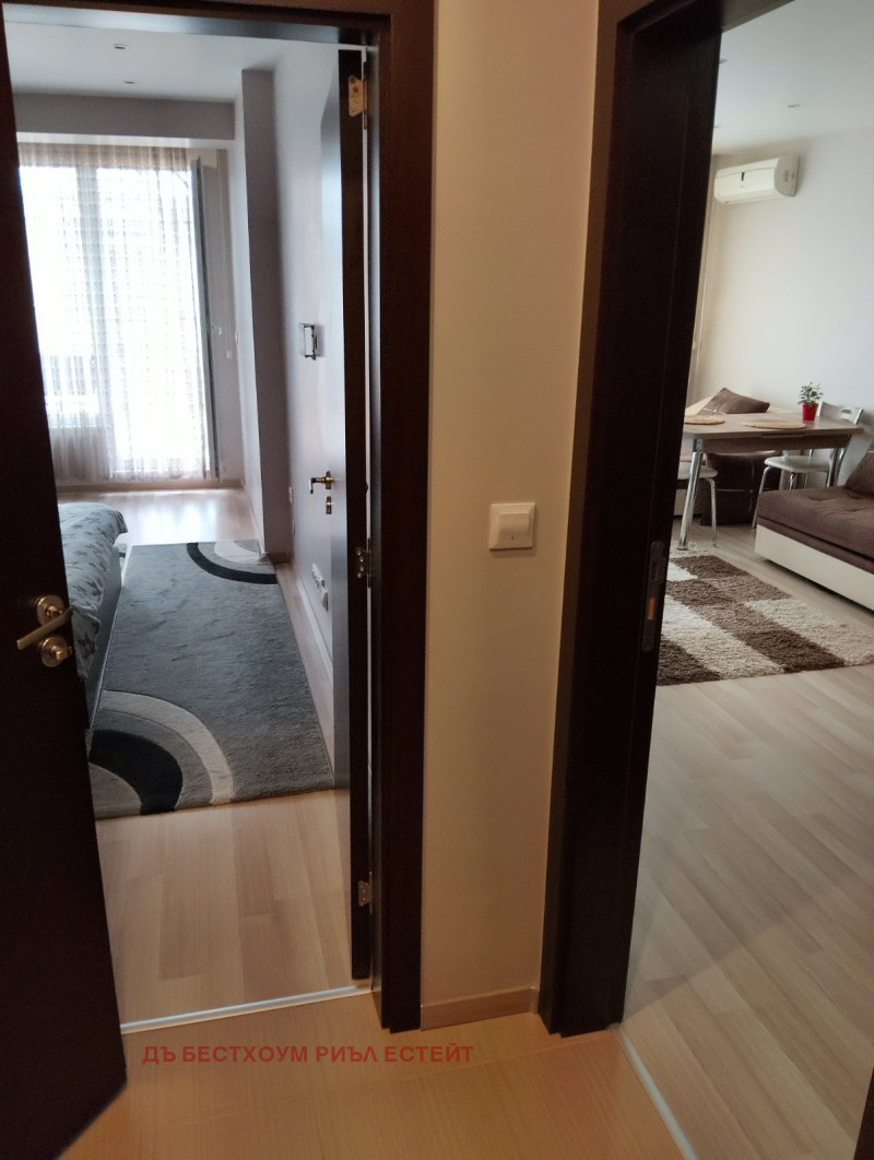 De vânzare  1 dormitor Varna , Vâzrajdane 1 , 80 mp | 39096660 - imagine [10]