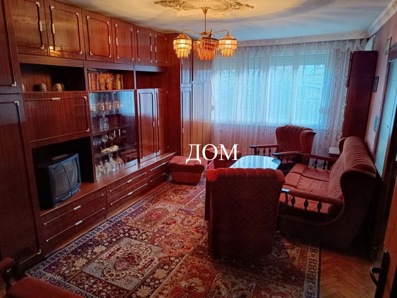 Продава  4-стаен град Шумен , 5-ти полк , 95 кв.м | 61829541 - изображение [8]