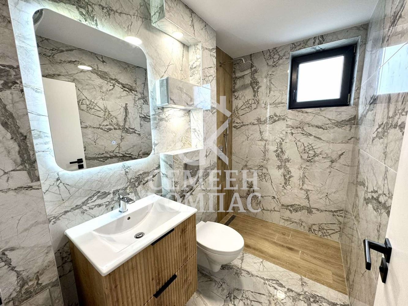 Продава 2-СТАЕН, гр. Пловдив, Остромила, снимка 5 - Апартаменти - 54054629