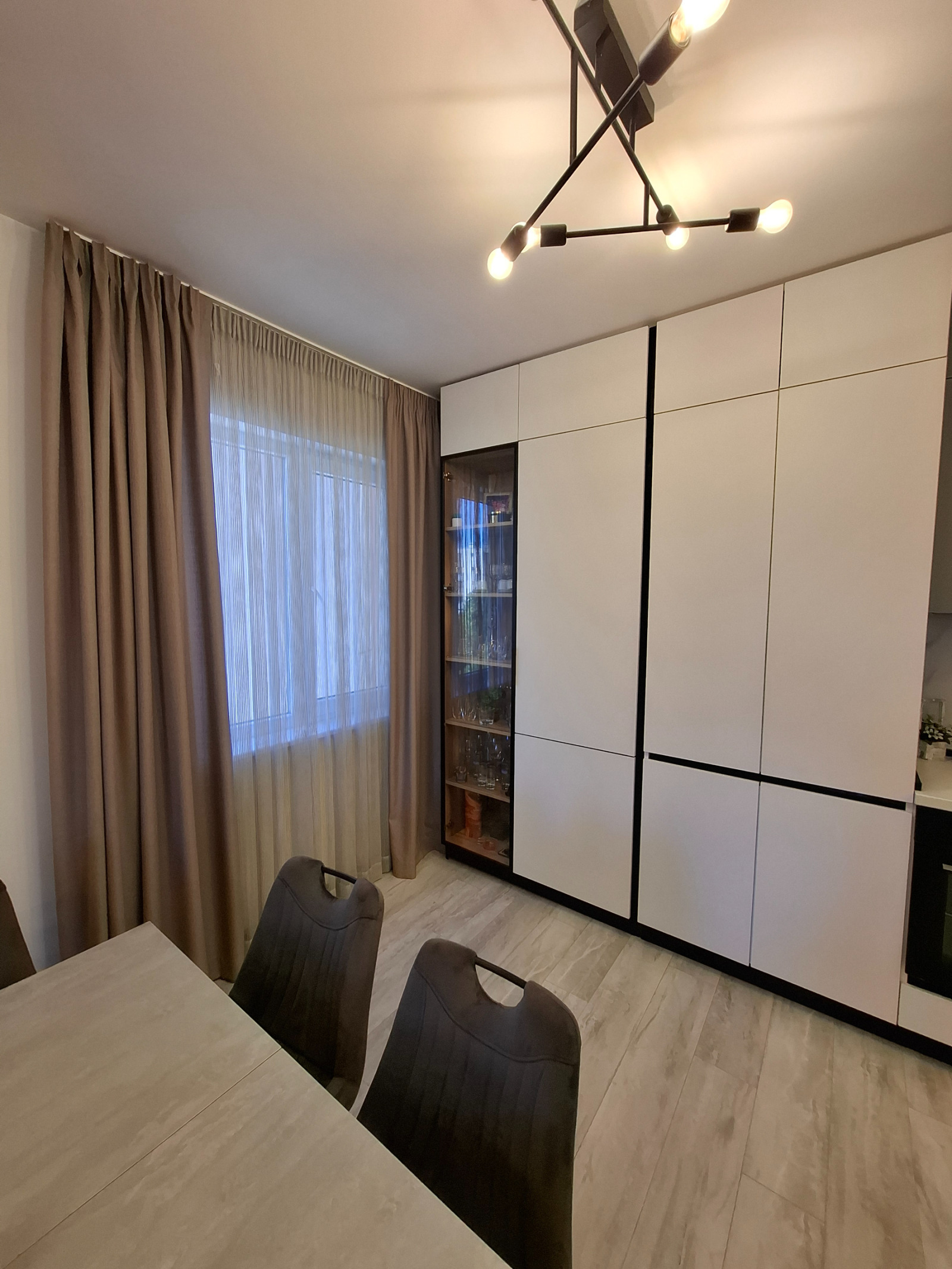 Продава 3-СТАЕН, гр. Стара Загора, Три чучура - център, снимка 3 - Апартаменти - 55801206