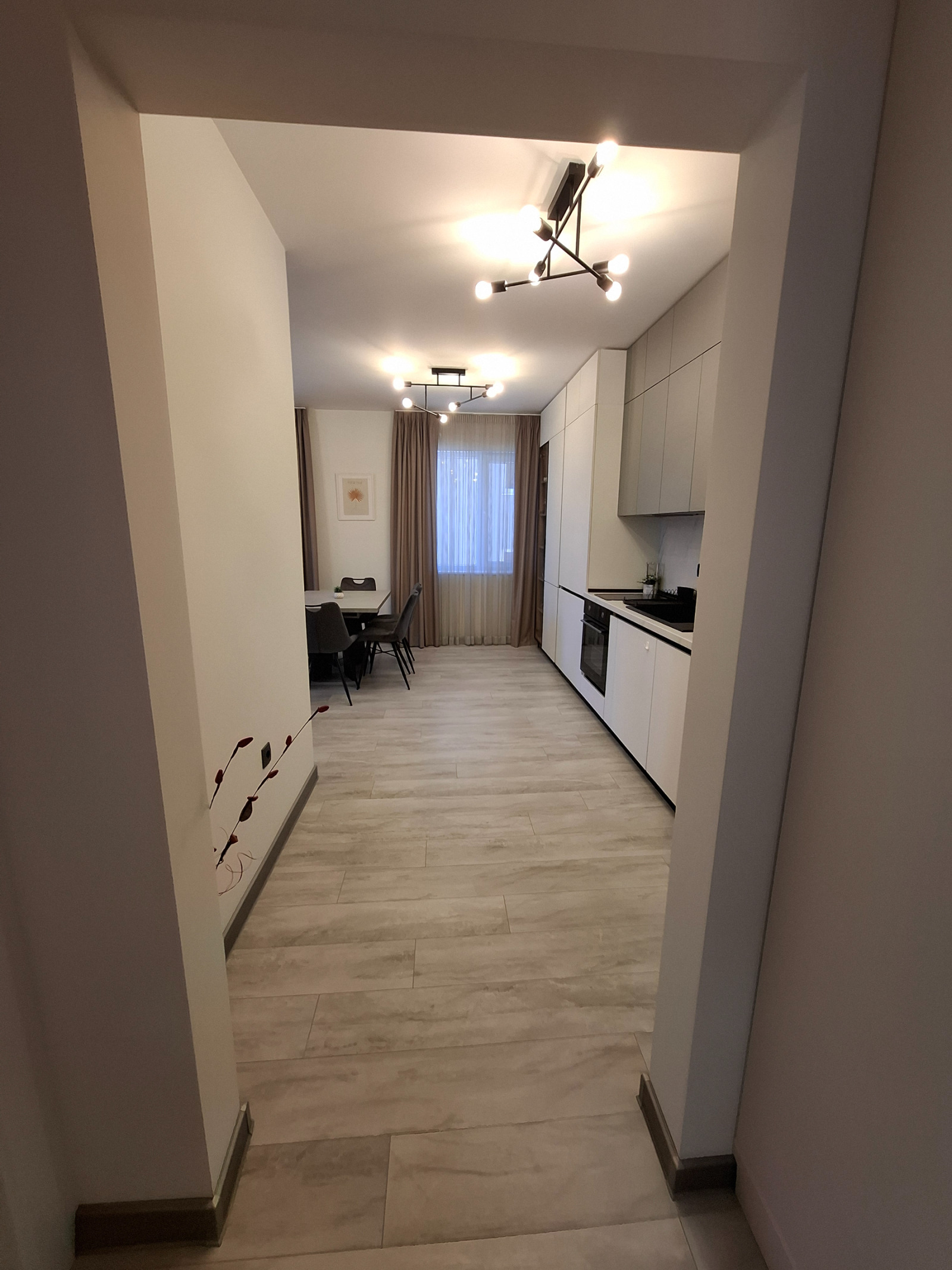 Продава 3-СТАЕН, гр. Стара Загора, Три чучура - център, снимка 8 - Апартаменти - 55801206