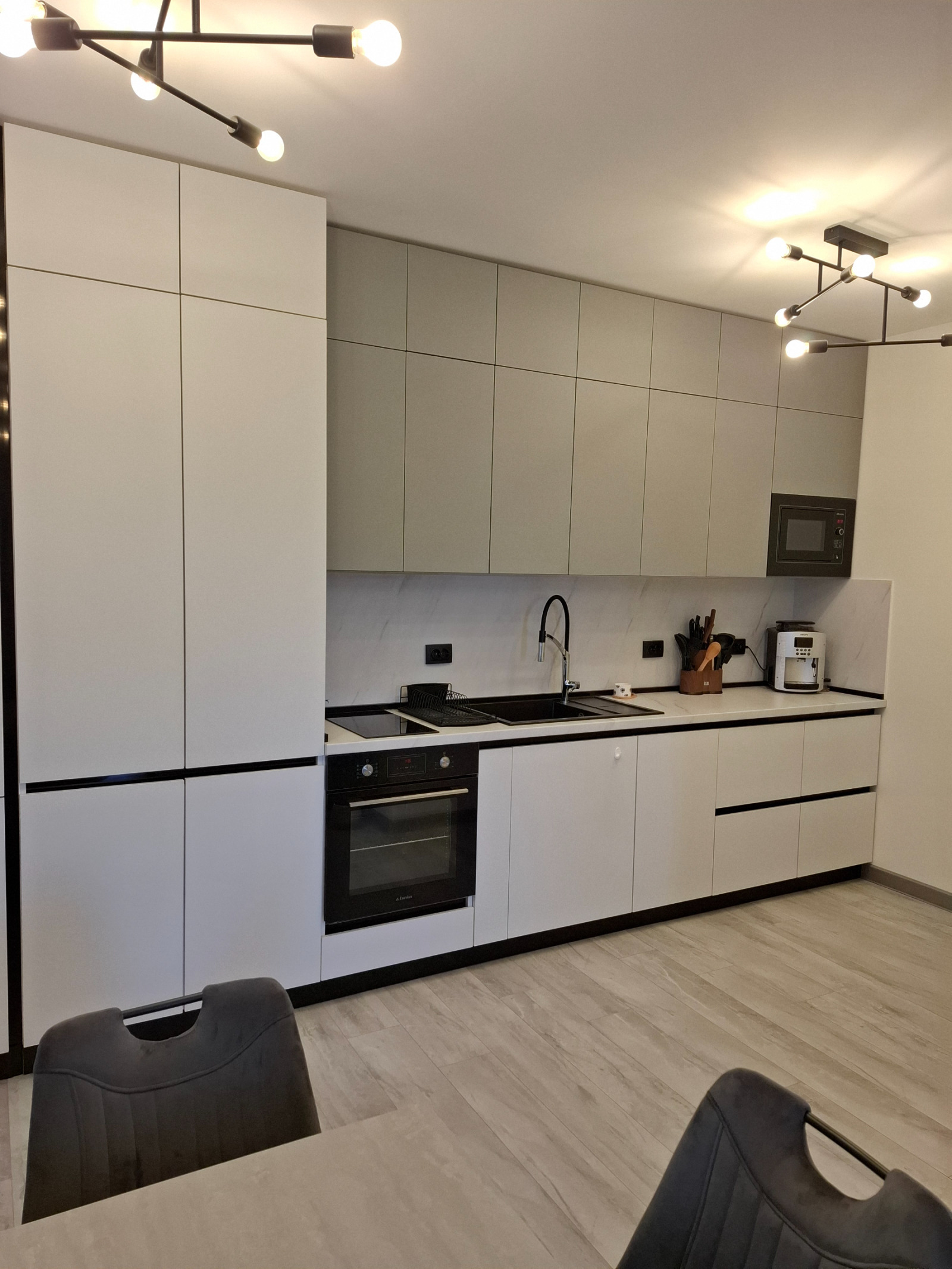 Продава 3-СТАЕН, гр. Стара Загора, Три чучура - център, снимка 2 - Апартаменти - 55801206