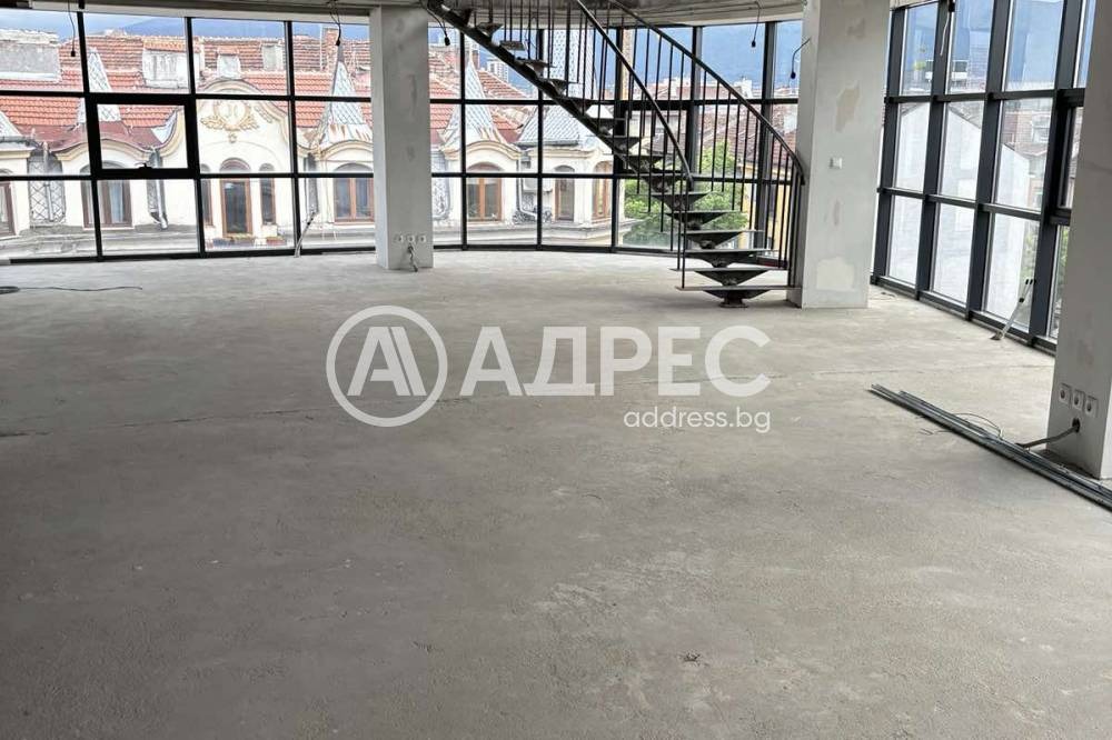 Продава ОФИС, гр. София, Център