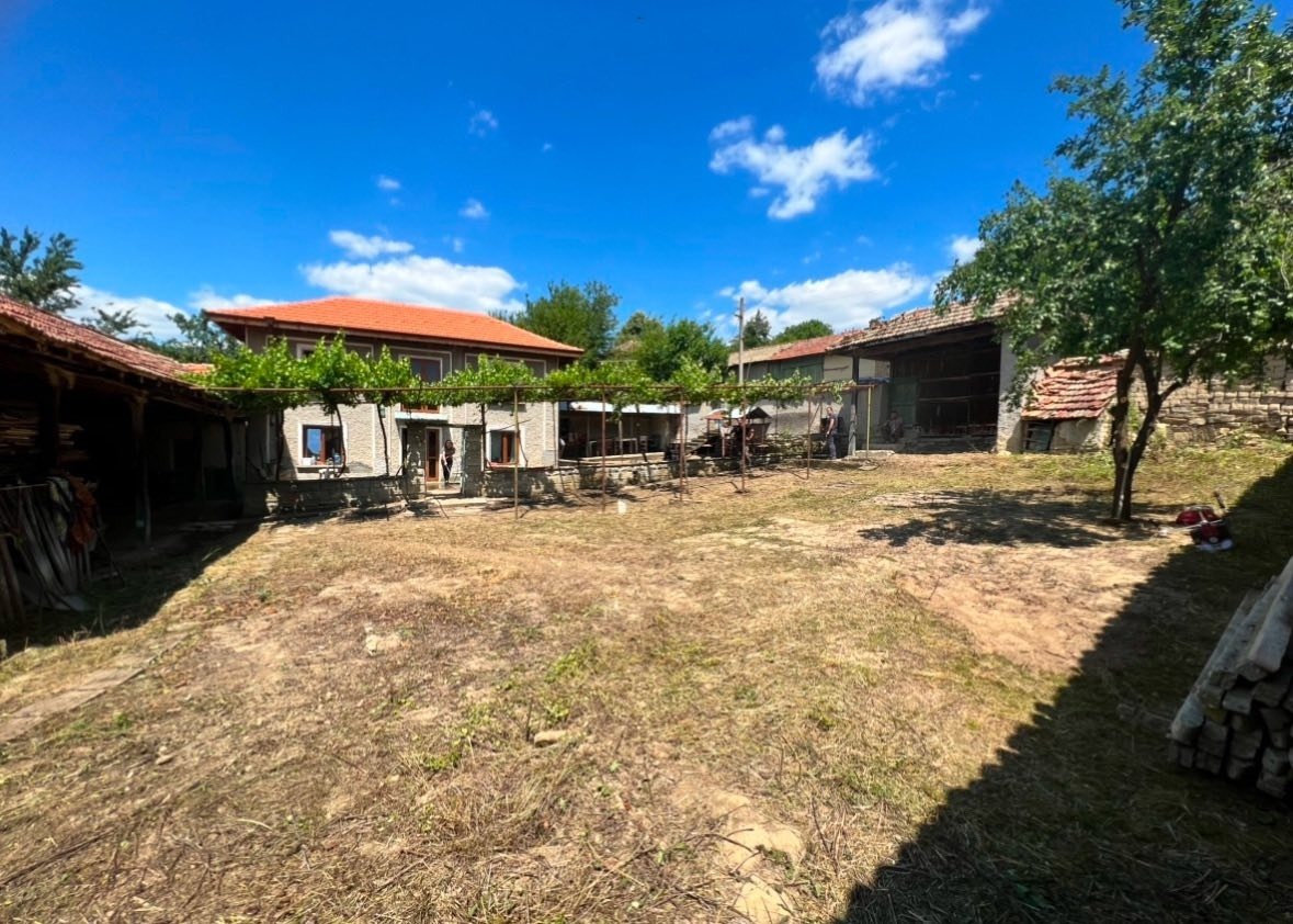 Продава КЪЩА, с. Веселиново, област Шумен, снимка 4 - Къщи - 53779377