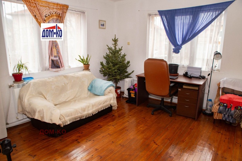 Продава КЪЩА в област Пазарджик, гр. Ракитово - 166 кв.м / 150 000 € » 293 374.50 лв., ДОМ-КО