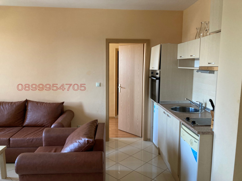 Продава  3-стаен област Добрич , с. Рогачево , 70 кв.м | 37028922 - изображение [4]