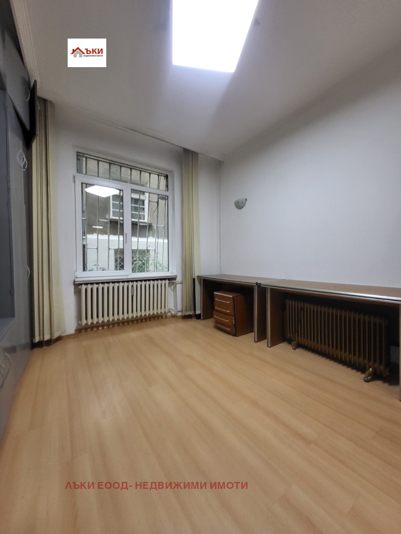 Продава  Офис град София , Център , 64 кв.м | 57939613 - изображение [2]