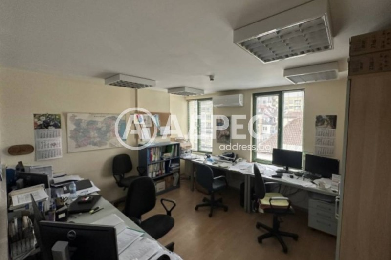En venta  Oficina Sofia , Strelbishte , 156 metros cuadrados | 44410633 - imagen [5]